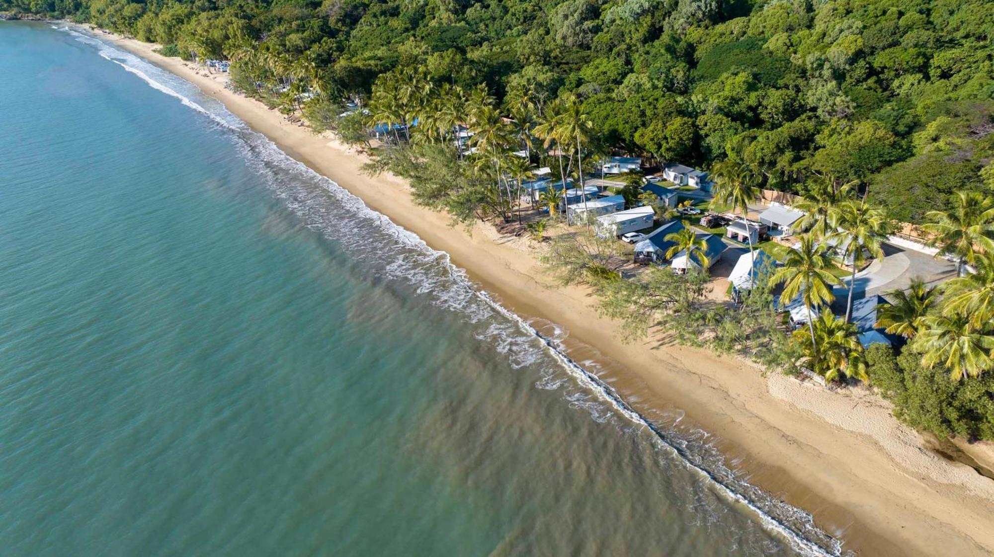 Ellis Beach Oceanfront Holiday Park Palm Cove Exterior photo