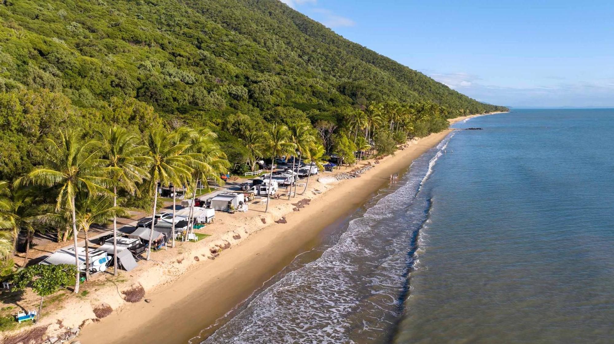 Ellis Beach Oceanfront Holiday Park Palm Cove Exterior photo