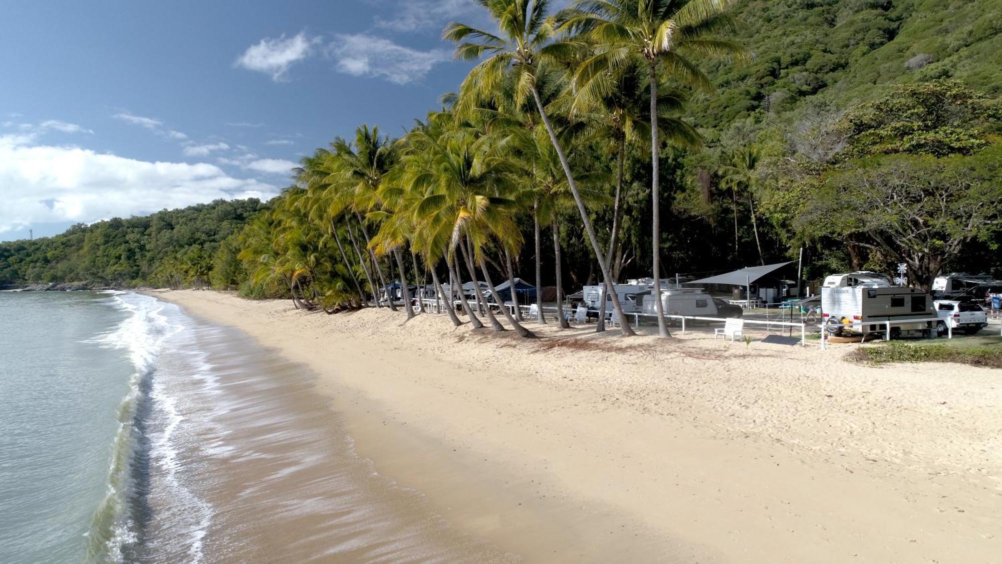 Ellis Beach Oceanfront Holiday Park Palm Cove Exterior photo