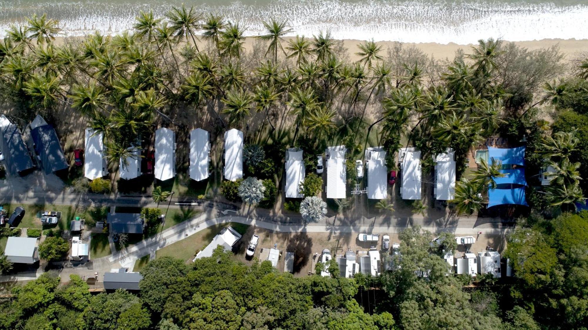 Ellis Beach Oceanfront Holiday Park Palm Cove Exterior photo